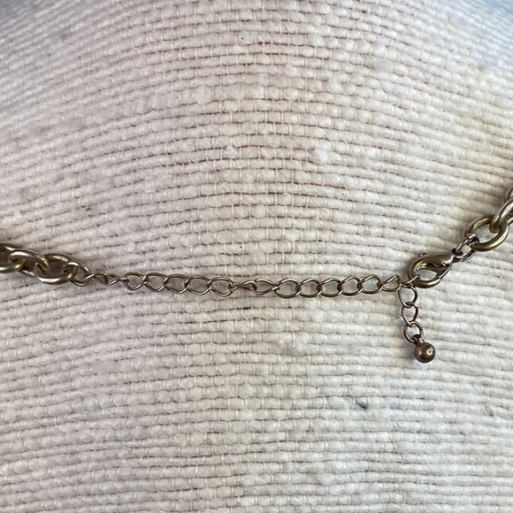 18" Silver Teardrop Chain Necklace - Picture 3 of 3